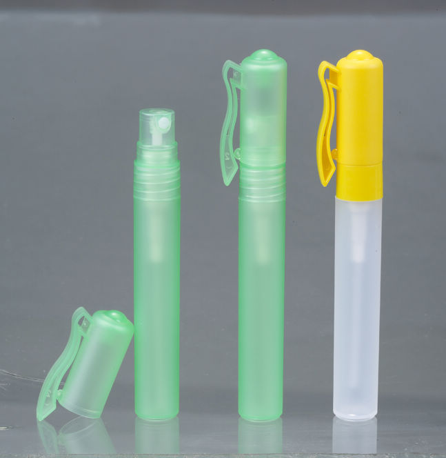 厂家供应8ML按压式全塑香水笔 多规格便携带化妆品细雾喷笔