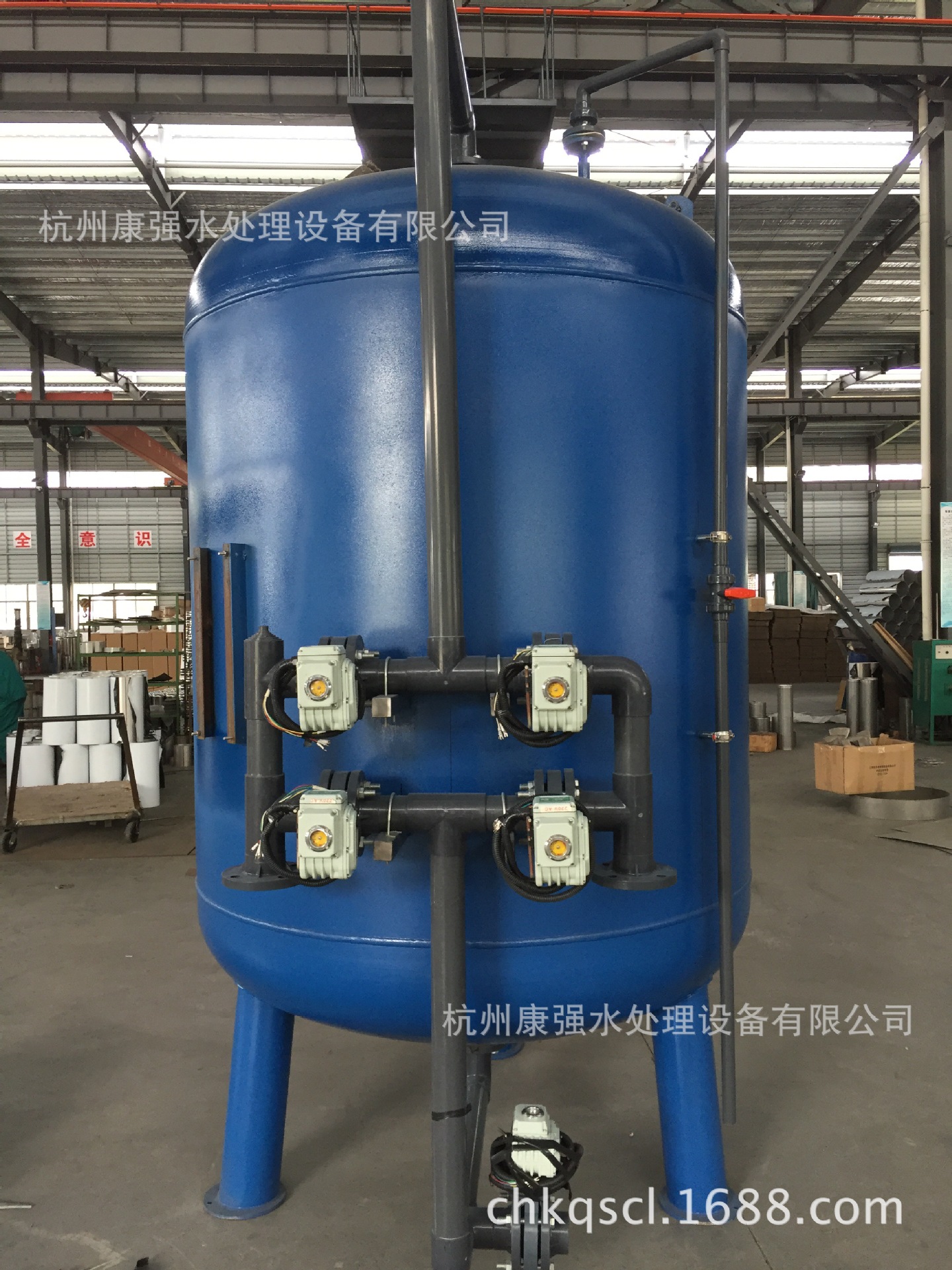 流量20T/H  滤速10M ,碳钢材质多介质过滤器  碳钢石英砂过滤