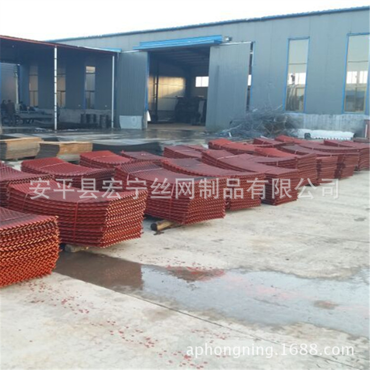 钢板网厂家直销钢笆网片 脚手架钢笆片 钢笆网片规格齐全现货供应