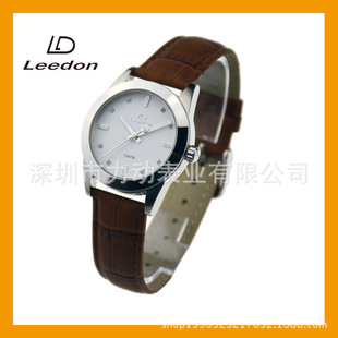 ���n�¿�r�bʯӢŮʿ�ֱ� ���P䓷�ˮҹ��ʩ�A������e�ֱ�Ů��