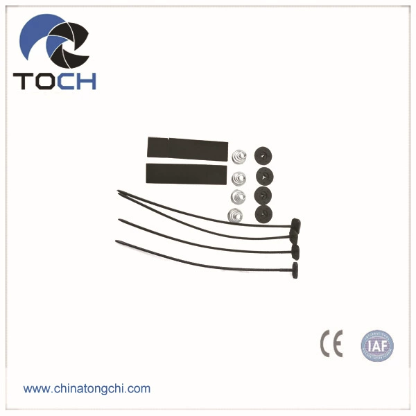 Поставьте ленту ноги установки аксессуаров вентилятора радиатора соответствующую для всеобщего вентилятора