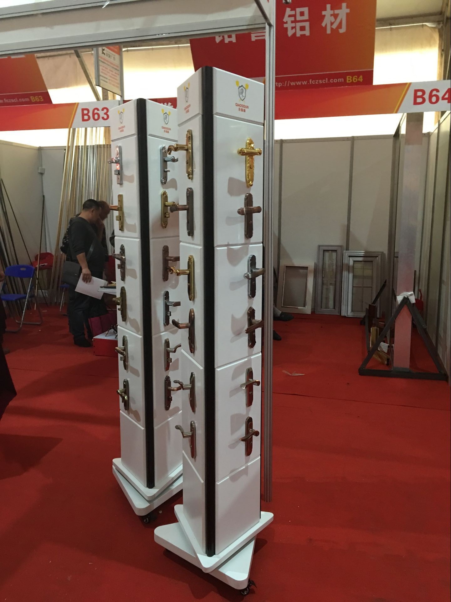 �Ŵ�������Ҿ�������չʾ���ײ�װ ������ת�ߵ� չ���չר��