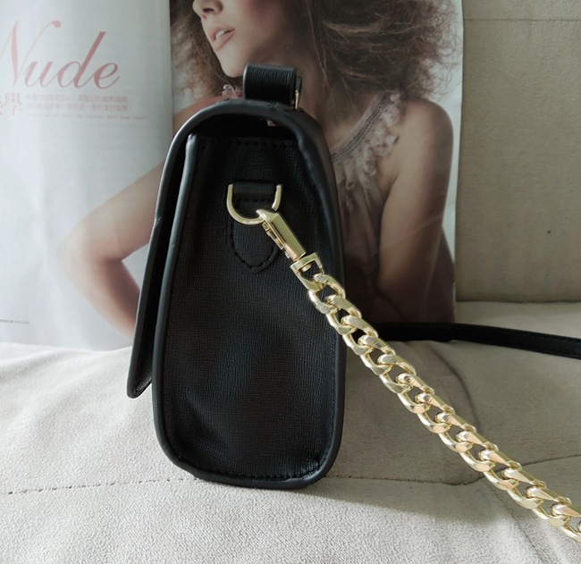 2534709337_1338025936