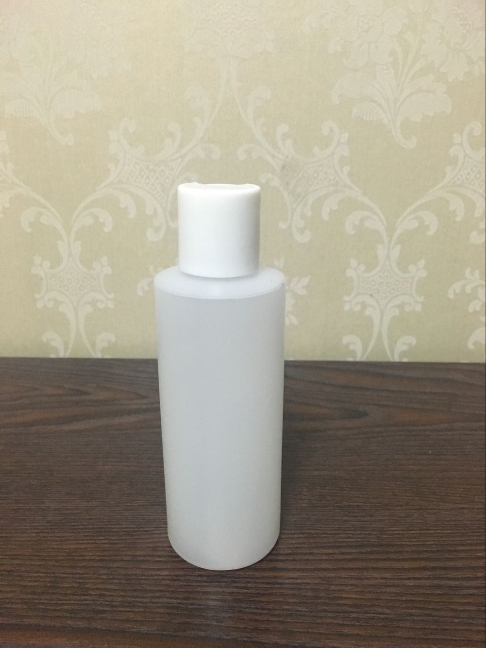 150ml圆形塑料瓶 千秋盖瓶 按压瓶 乳液瓶