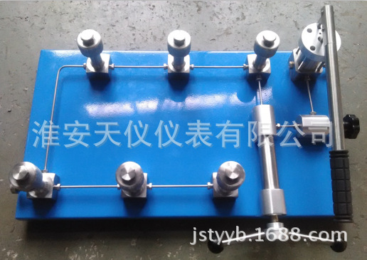 台式手动气压压力泵 淮安天仪多接口压力表校验器压力扩展校准台