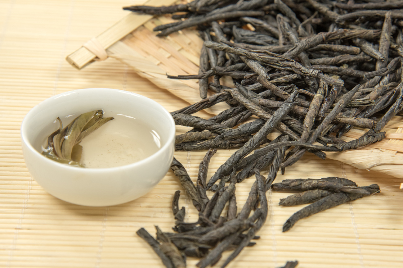 Ku Ding Tea Loose Leaf Bitter Tea Herbal Infusion Wholesale Bulk Sichuan Origin key features