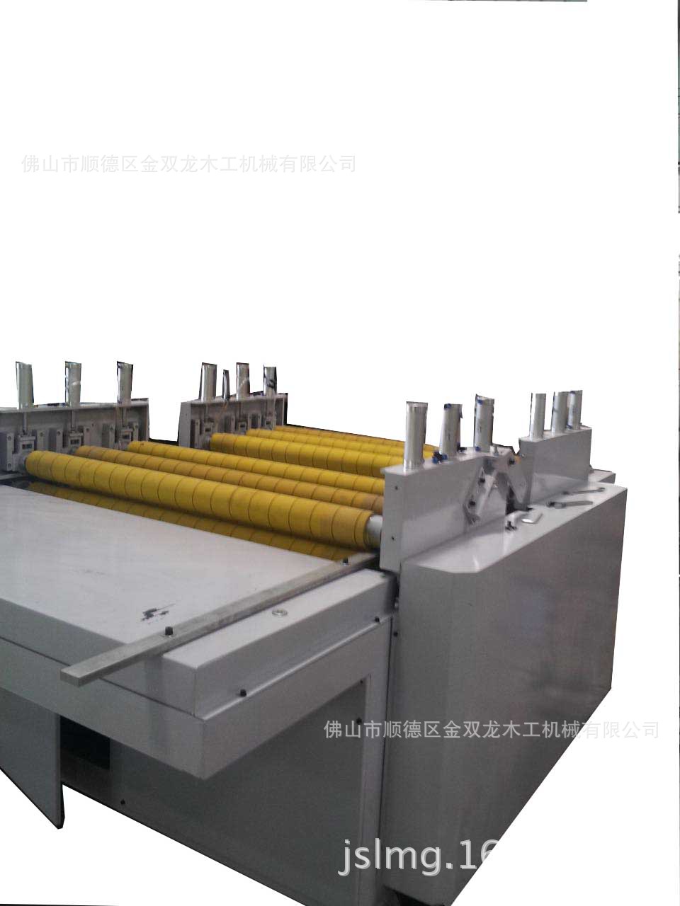 专业生产多片锯（木地板开料设备）厂家直供