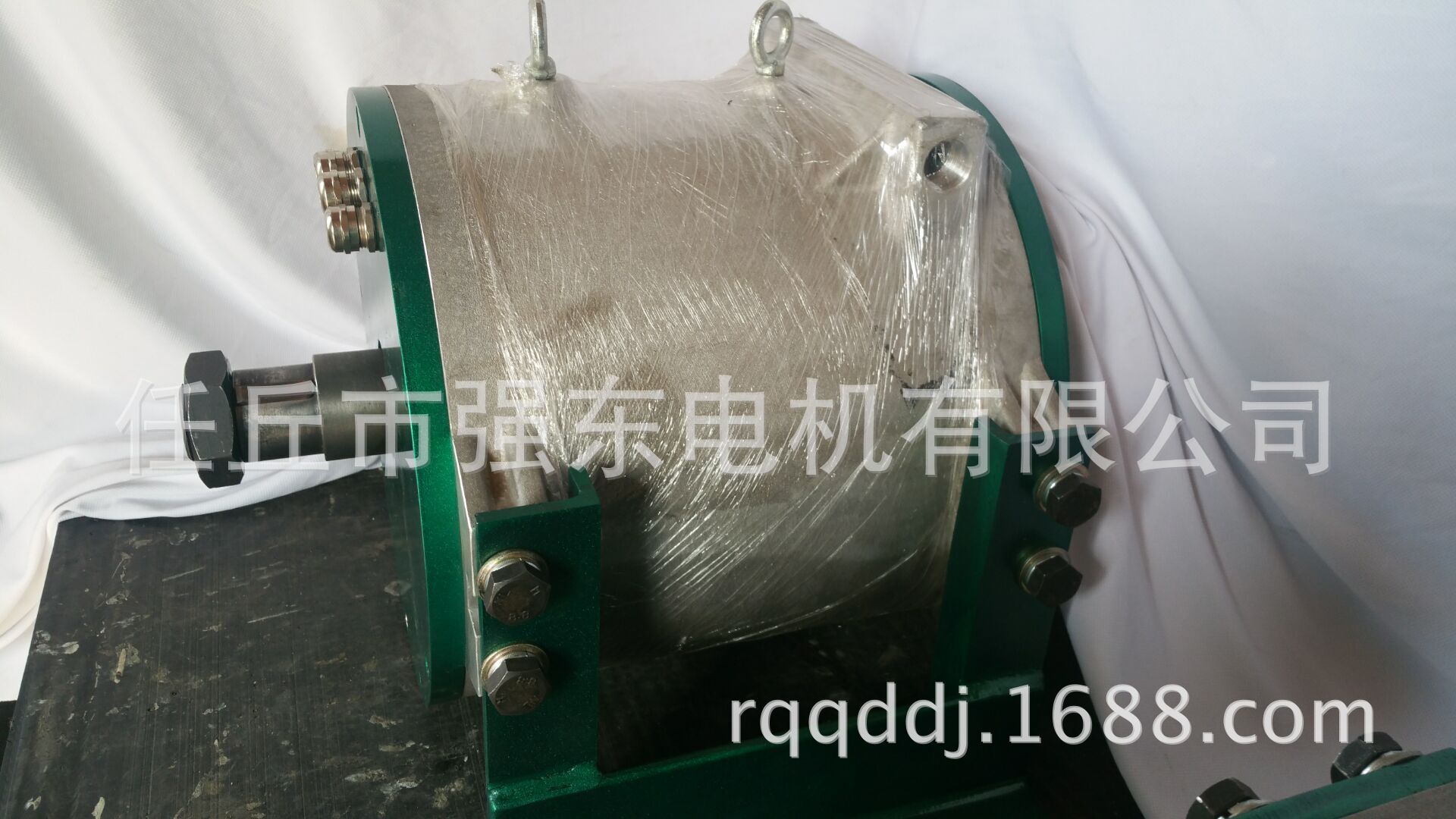 大巴车水冷电机