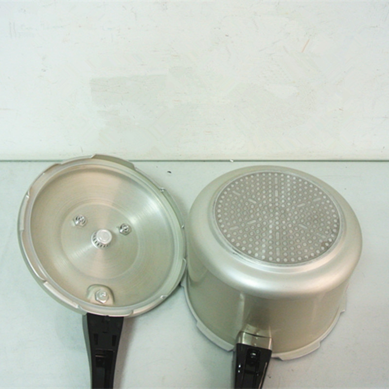 impex壓力煲 22CM 3