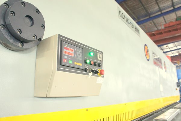 QC11Y-8X2500剪板机液压闸式剪板机数显剪板机四面刃口可用剪板机 剪板机、折弯机、卷板机、联合冲剪 海