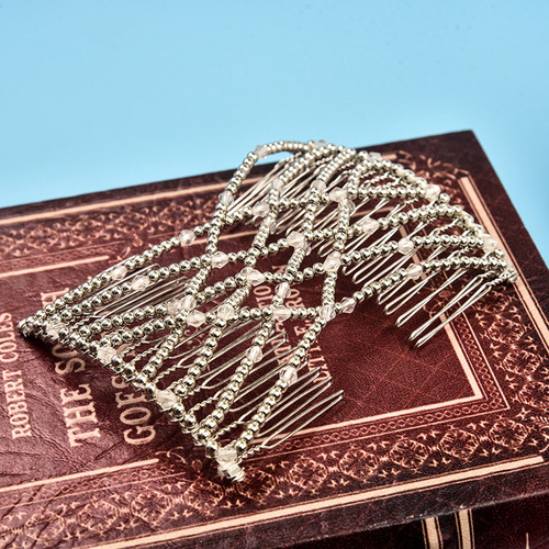 European and American AliExpress Amazon electroplating new hair twister magic hair comb headdress braided beaded comb wholesale