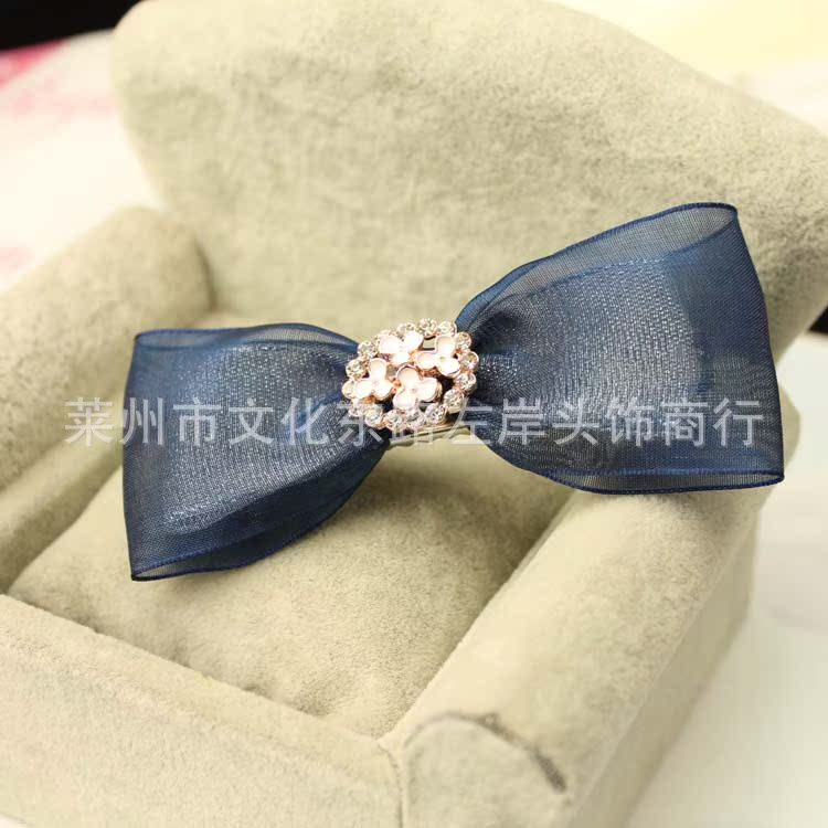 Accessoire coiffure en satin - Ref 1202753 Image 38