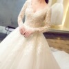The new winter Korean word shoulder shoulders waist long tailed thin lace wedding dress Palace