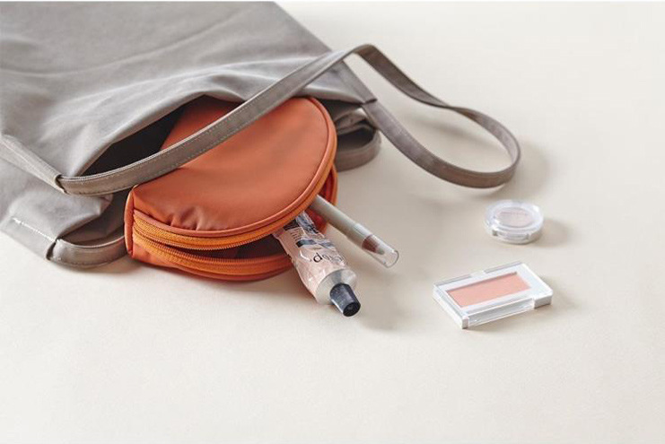 3172911590_2042753702