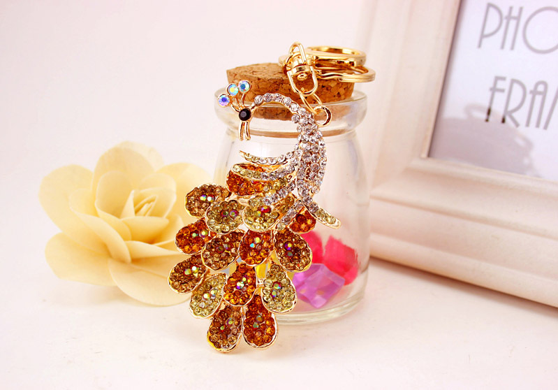 41g Weight Alloy, Metal Material Animal Pattern Unisex Gender Pink, Purple, Red, Blue, Gold Color Creative Diamond Peacock Keychain 18
