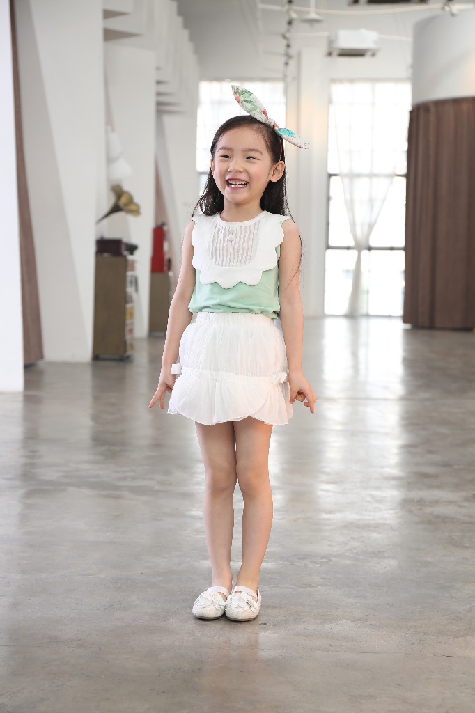 套裝款號：19053   顏色：白色   綠色   發箍款號