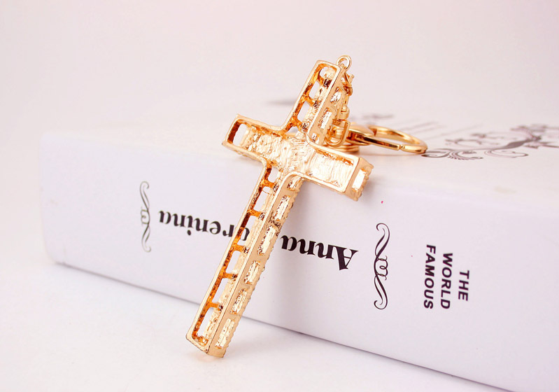 34g Weight Alloy, Metal Material Heart Pattern Men'S Gender White, Pink, Purple, Blue Color Christian Gift Cute Korean Car Pendant Full Diamond Cross Keychain 16