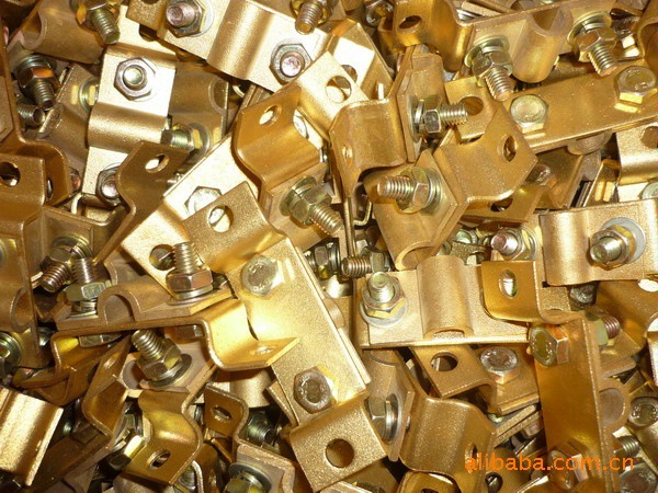 防雷用正方形铜包钢圆导体固定夹 避雷带接地线夹 十字型线夹