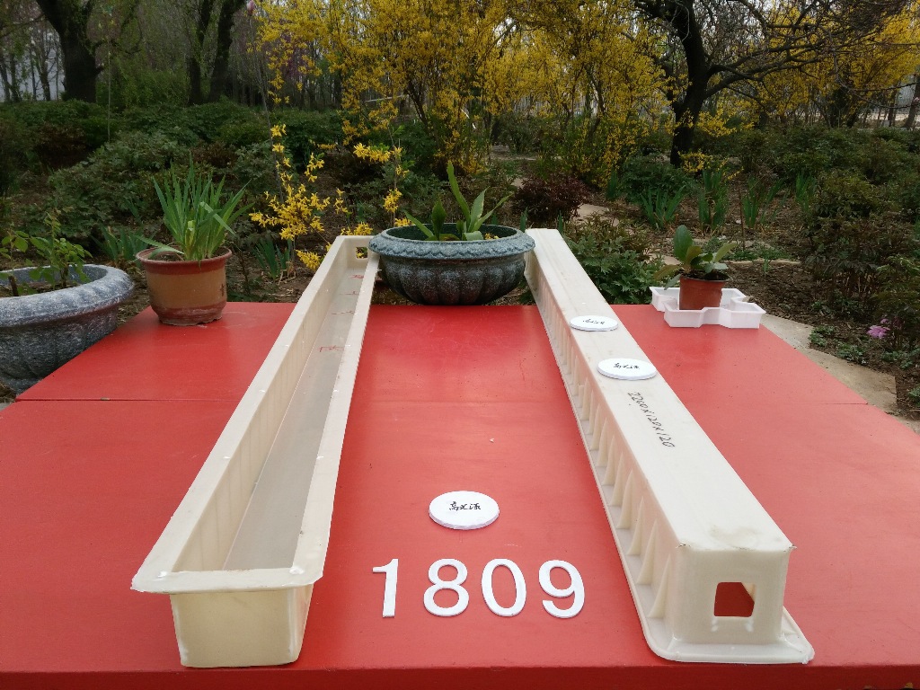 混凝土铁路标志及分隔柱/塑料模具