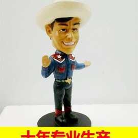 个性摇头玩偶录音公仔树脂摆件纪念品手工雕刻彩绘工艺品