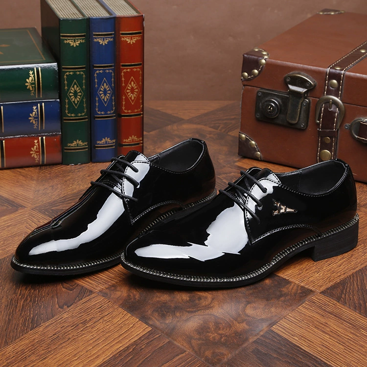 Новые осенне-зимние туфли из остроконечной кожи, Мужские модельные деловые мужские туфли на шнуровке, зеркальная лакированная кожа, мужские однослойные туфли из яркой кожи