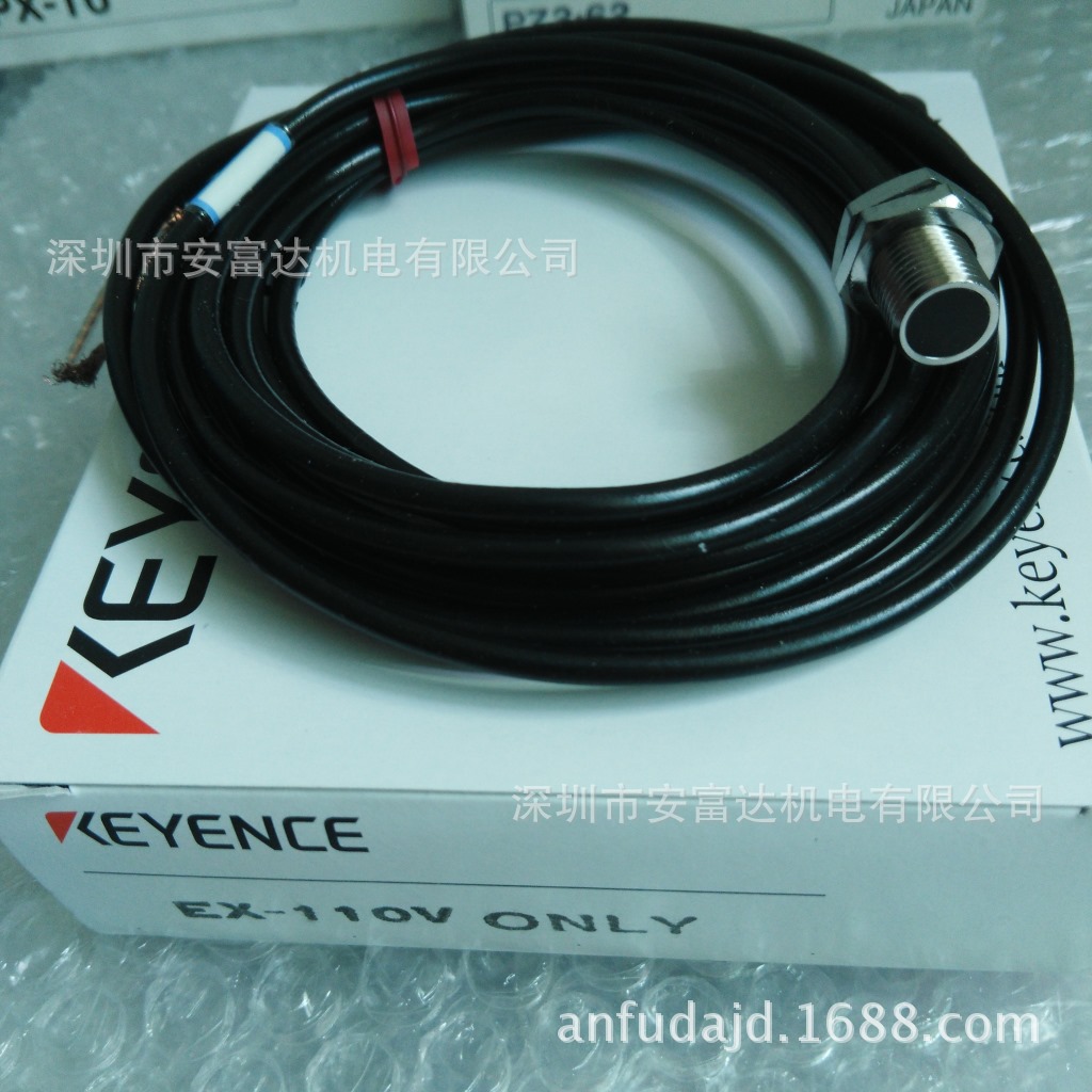 供应日本基恩士数字涡电流位移传感器EX-110V全新原装