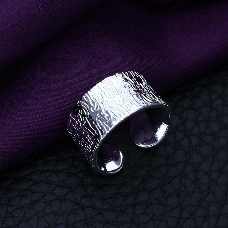 Europe and the United States hot fashion ring 925 silver plated open texture embossed retro ring Renxing manufacturers wholesale