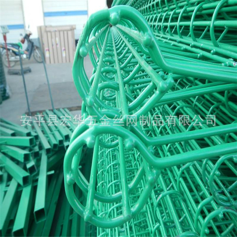 双圈丝护栏网 护栏网 浸塑护栏网