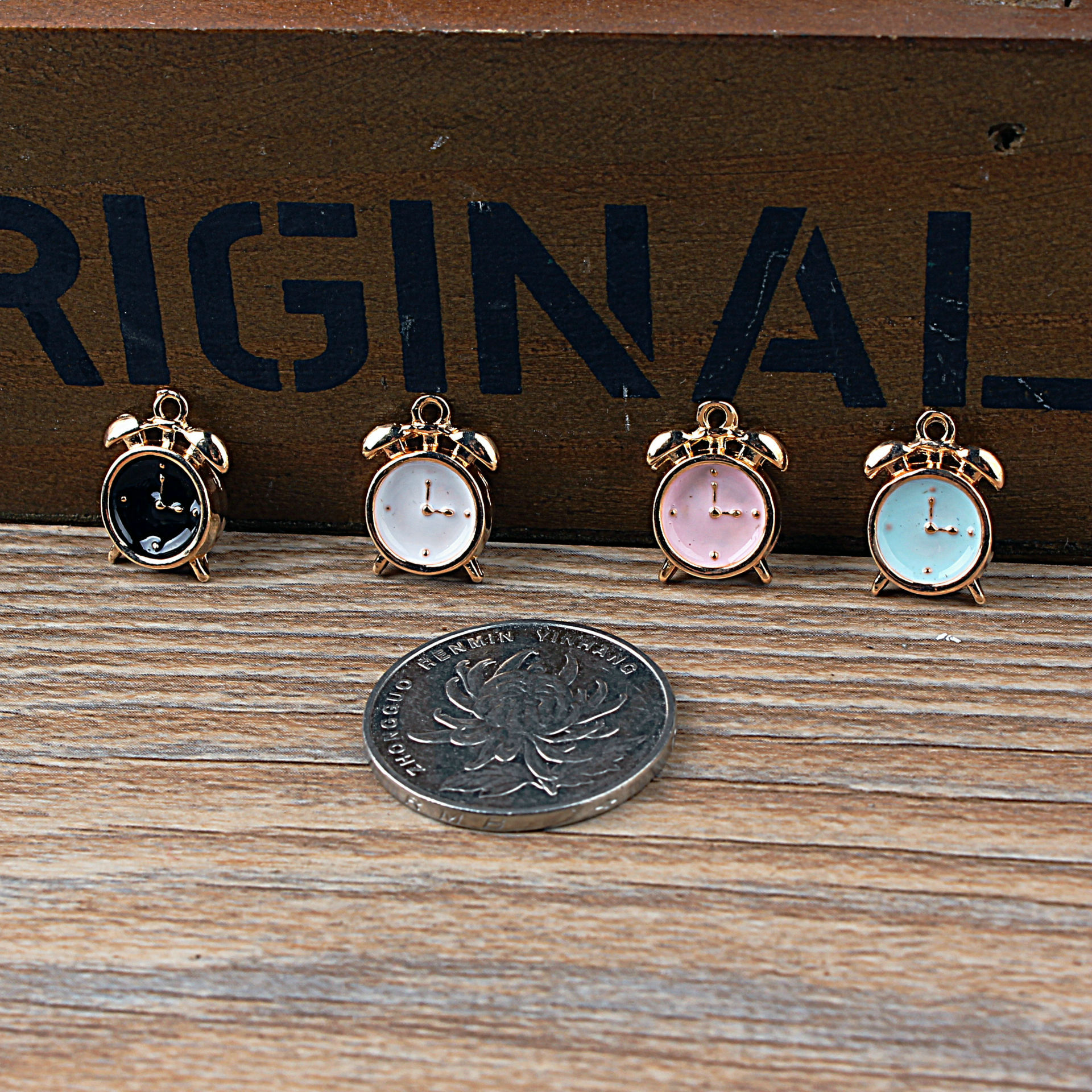 17g Weight Pendant Jewelry Making Type DIY Jewelry Accessories Classification 10 PCS/Package Quantity Alloy Material Clock Pattern Enamel Design Casual, Simple Style Style 10 PCS/Package Alloy Clock Pendant 1