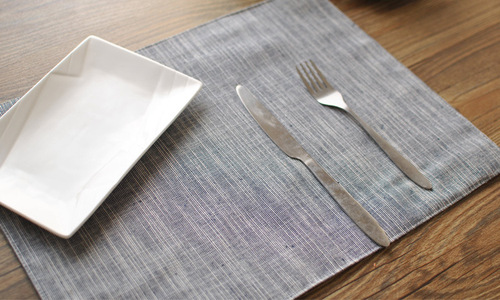 Japanese cotton and linen placemats, plain striped Western cloth napkins, tableware, shooting background, factory direct sales, LOGO can be customized