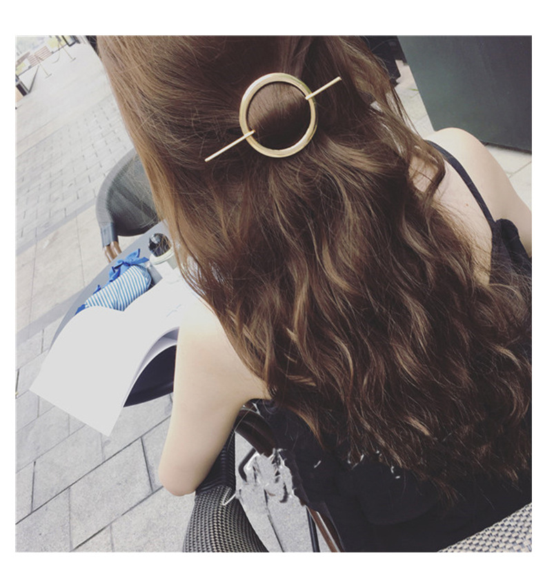 Simple Style Heart Shape Solid Color Alloy Plating Hollow Out Hairpin 1 Piece display picture 4