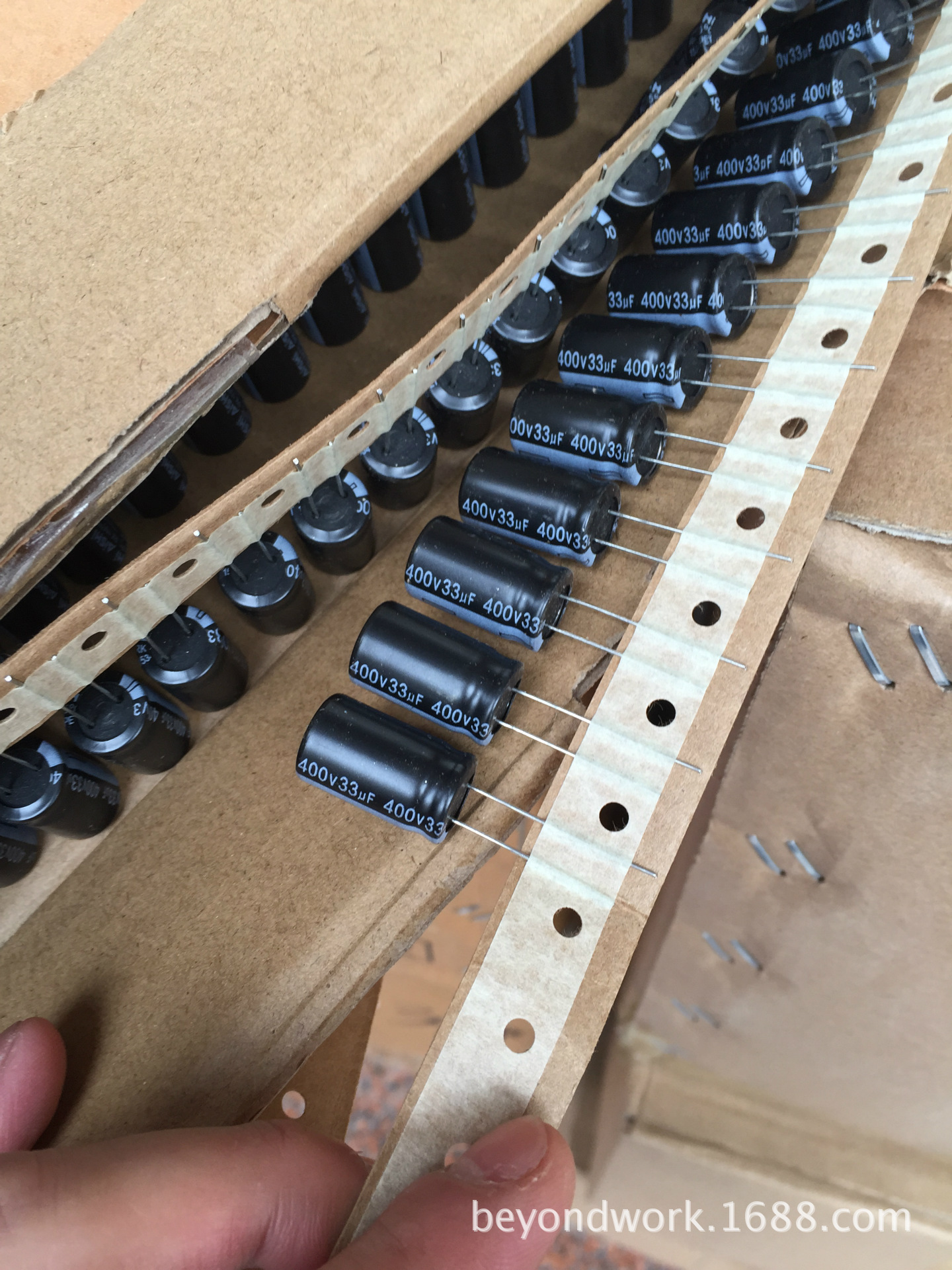 艾华 AISHI 400v33uf电解电容 33uf450v 体积13*20*25