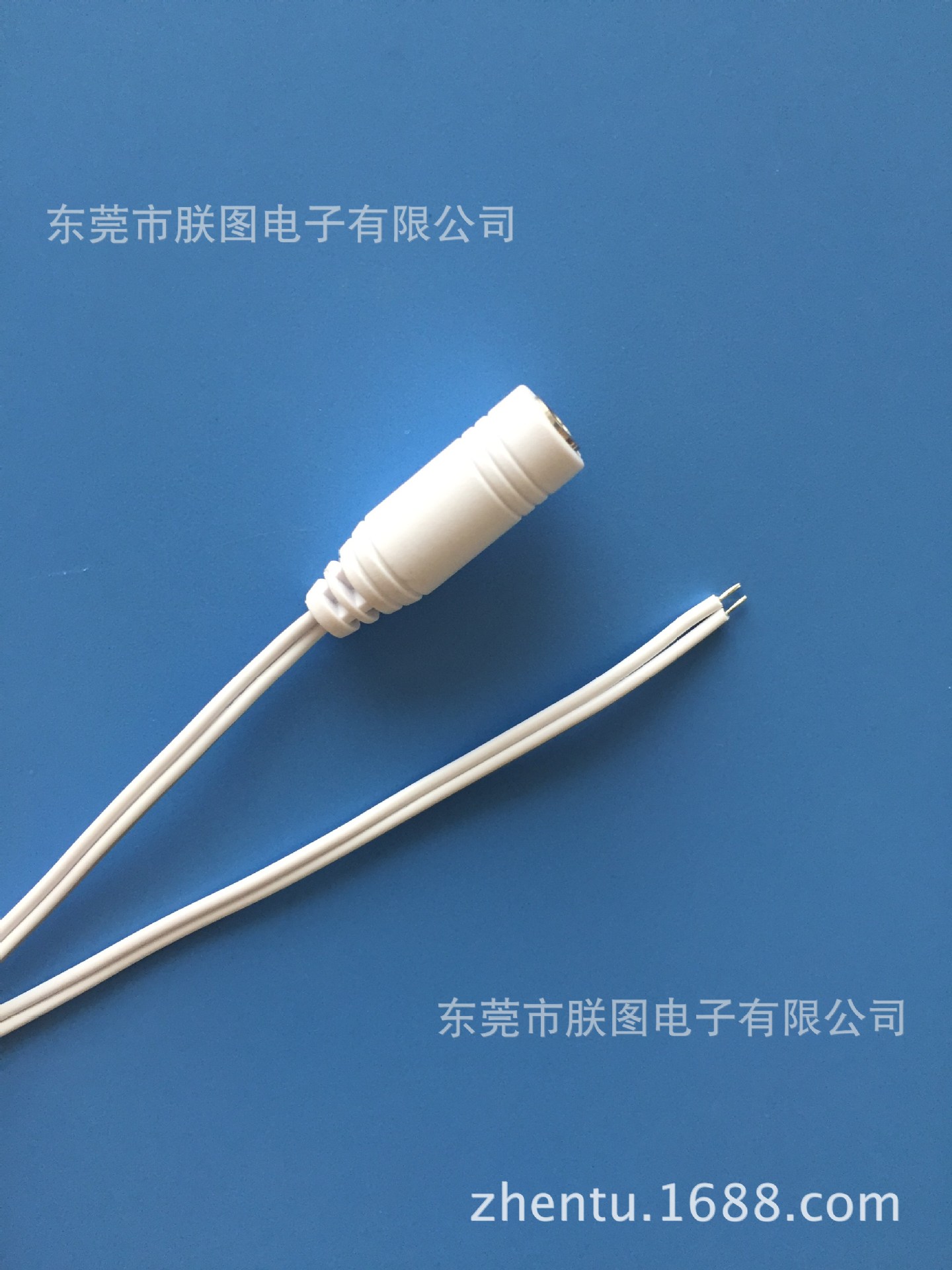 厂家直销LED圣诞灯饰照明产品3.5DC母座线白色双并延长线