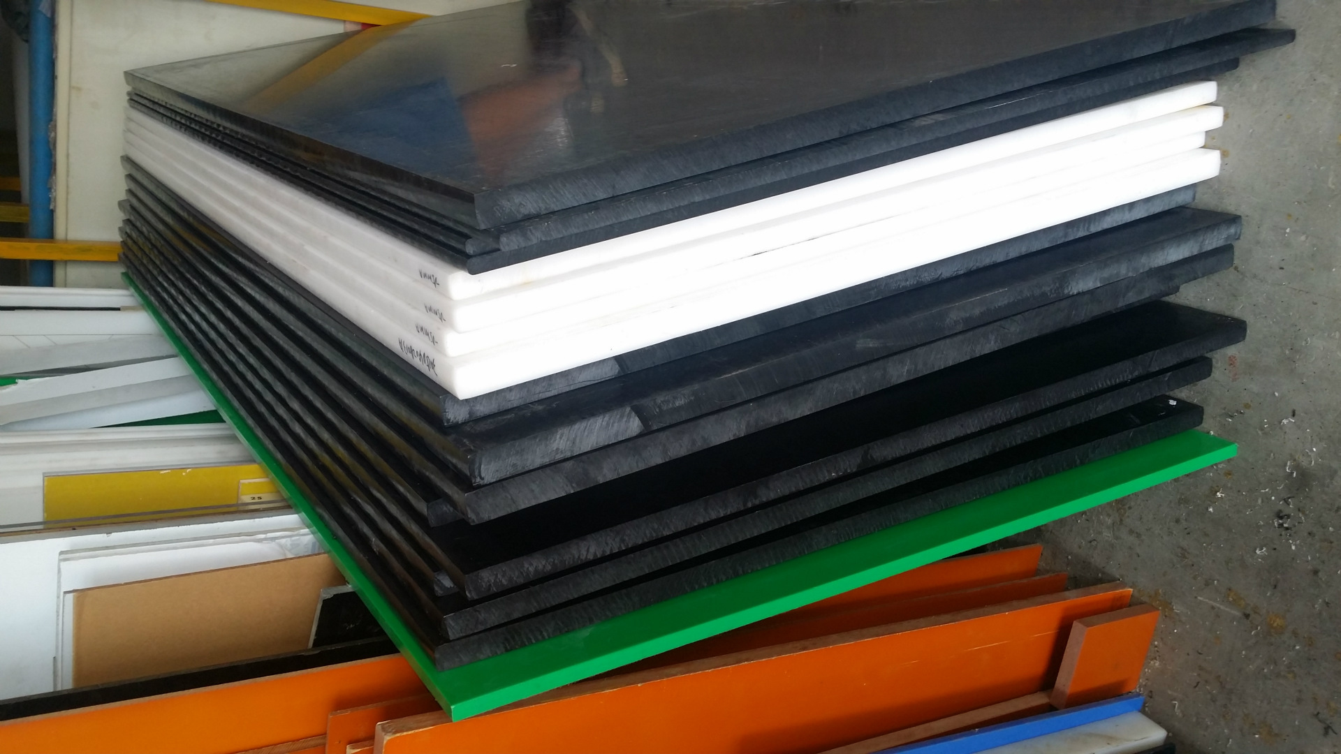 透明PC板，黑色PC+ABS板 加玻纤PC+30GF 聚碳酸酯板 进口PC塑胶棒-阿里巴巴