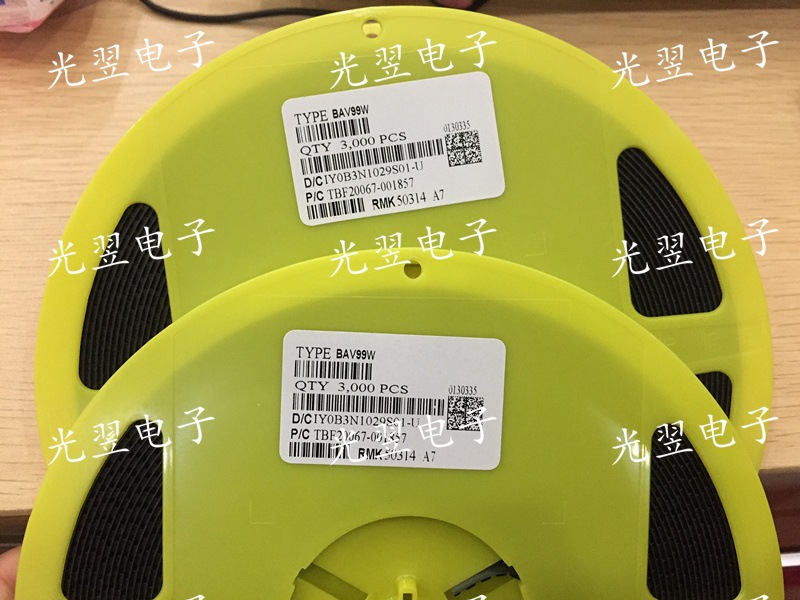 贴片三极管 BAV70W A4 SOT-323 ST 45元/K 原装正品