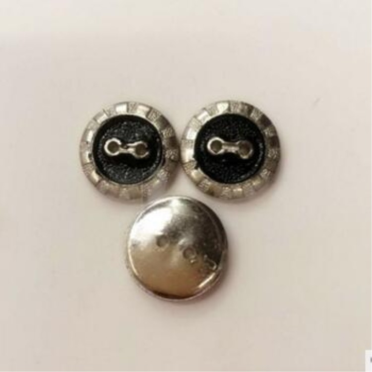 批发经典普通电镀扣点油纽扣衬衫开衫雪纺衫纽扣袖扣 大量现货