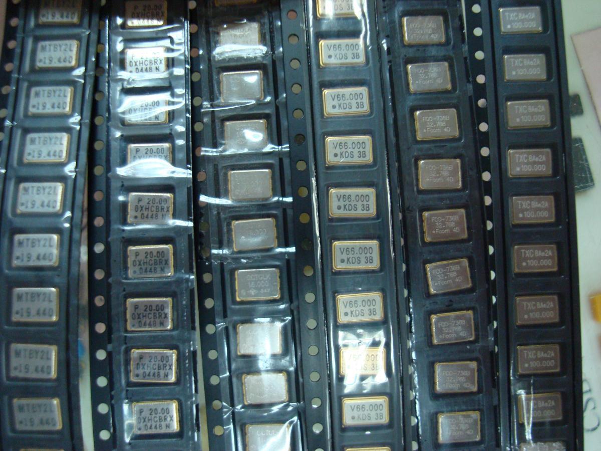 有源晶振3.864M 4.4336M 4.9152M 5*7 全新