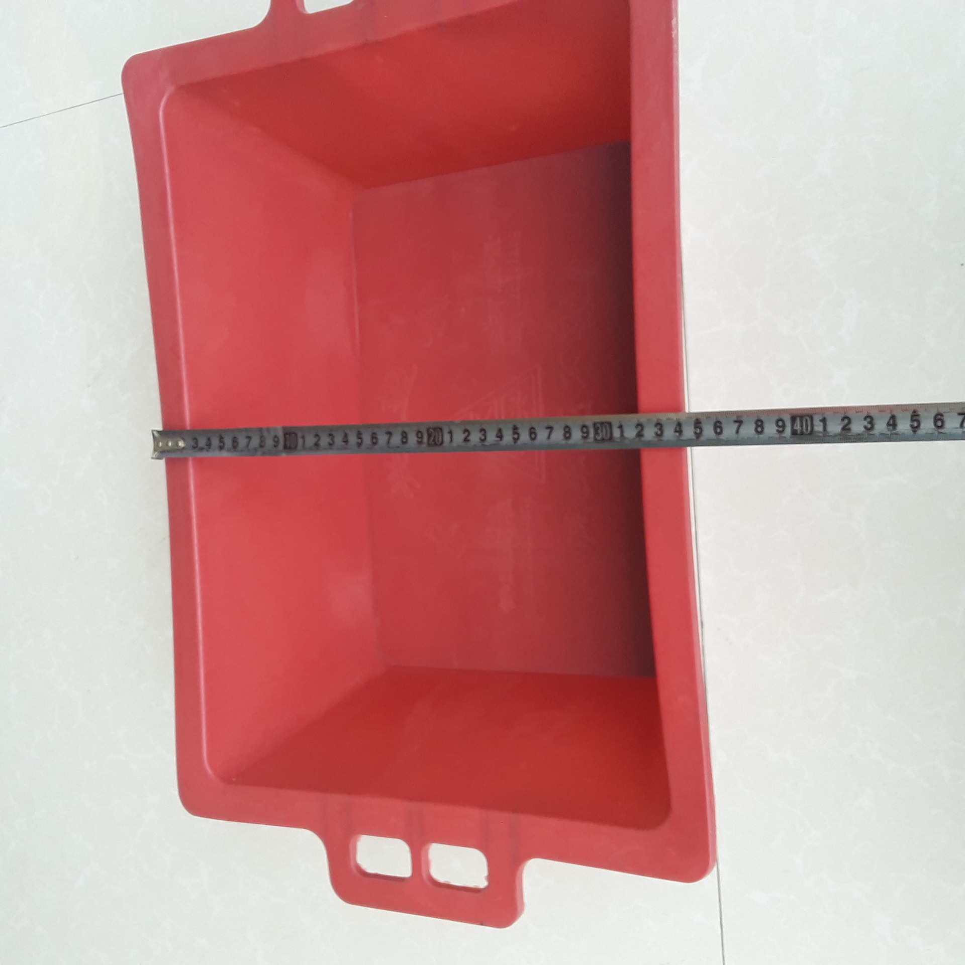 供应建筑泥盆泥槽泥桶汽车压不破纯料新款500红耳朵方槽