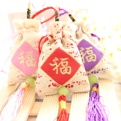 Peaceful blessing bag, sachet, aromatherapy wood and stone embroidery wholesale manufacturer, aromatherapy wood, stone, scented grass sachet, wholesale accessories
