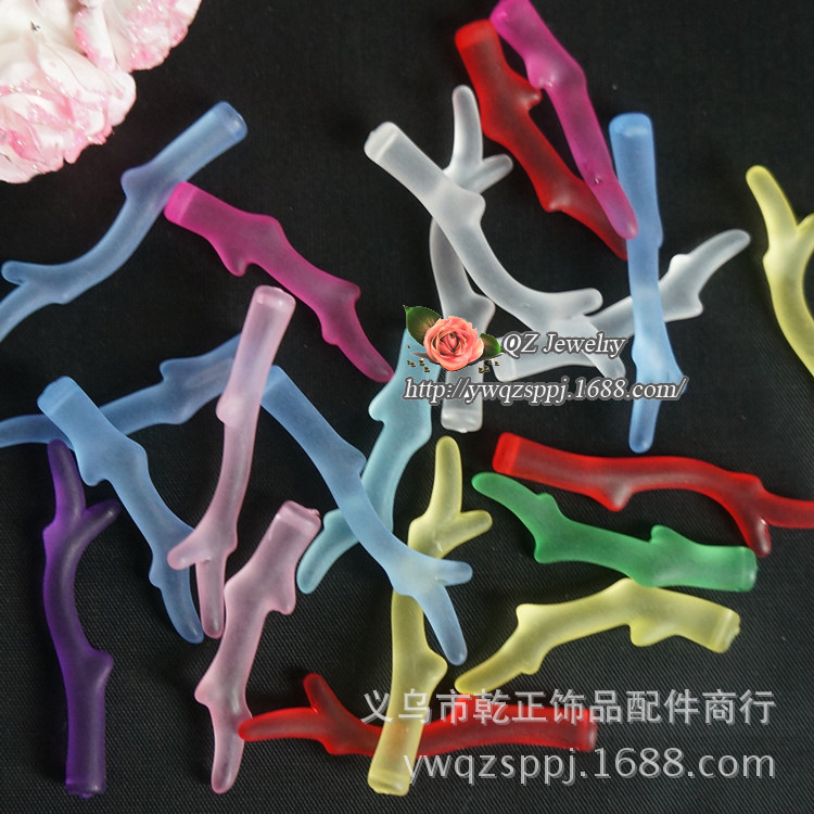 Factory direct sales of frosted hanging hole leaf beads DIY accessory materials, colorful branch dragon horn shaped loose beads 35mm detail image 5