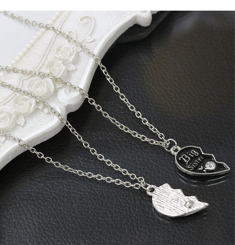 Fashion Letter Best Sister Heart Pendant Necklace display picture 7