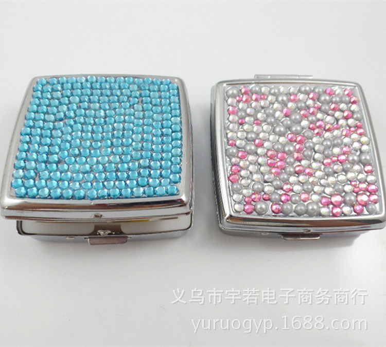 正方形二格药盒 创意金属镶钻药盒 便携药丸盒