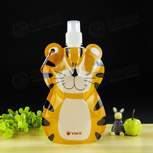 厂家直销供应PE塑料折叠水袋 折叠水壶户外水袋可定制logo