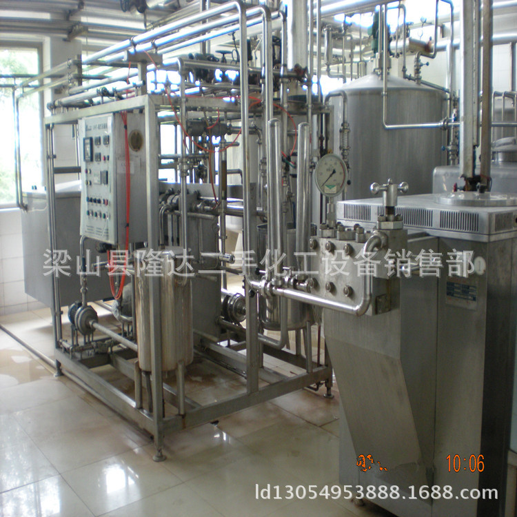 舟山二手三合一灌装机回收  二手玻璃瓶灌装机回收