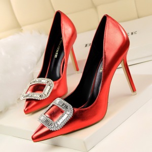 516-8 European and American wind fashion sexy and elegant banquet diamond buckle shoes