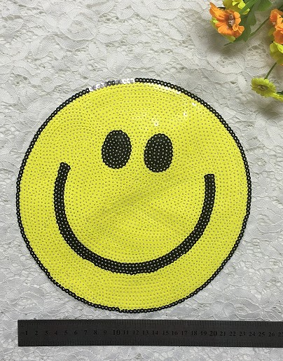 Small Embroidered Beads Smiley Cloth Stickers Sequins Clothing Decoration Patches Pants Decoration Accessories display picture 5