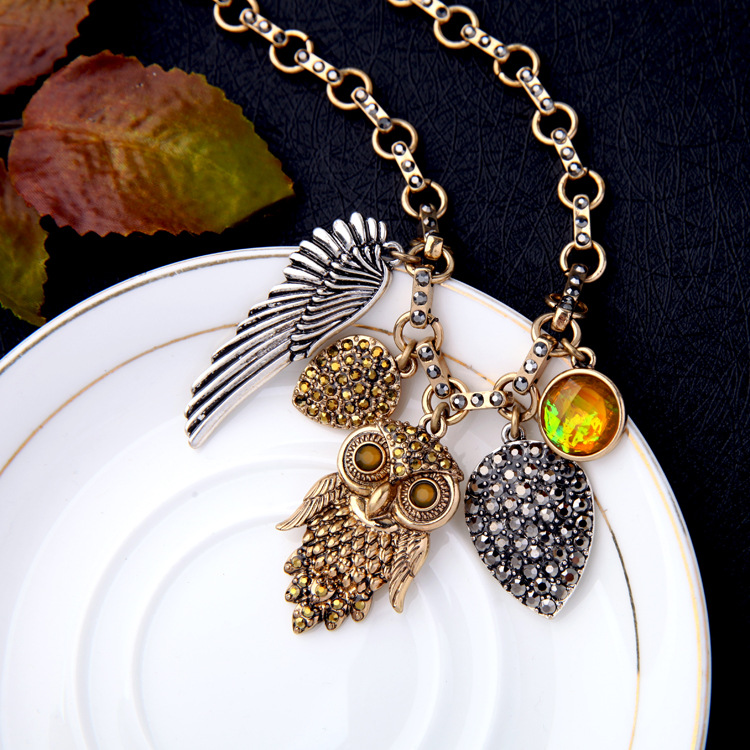 Creative Design Sense Owl Necklace Cool Wind Wings Necklace Super Flash Crystal Diamond Sweater Chain Wholesale Tide display picture 12