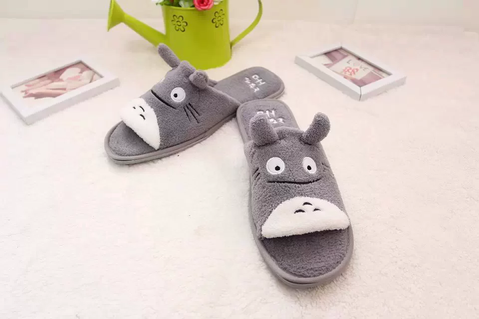 Полусезонные cartoon тёплые тапочки, короткий плюш верх, нескользящая подошва из ТПР, пары размеров