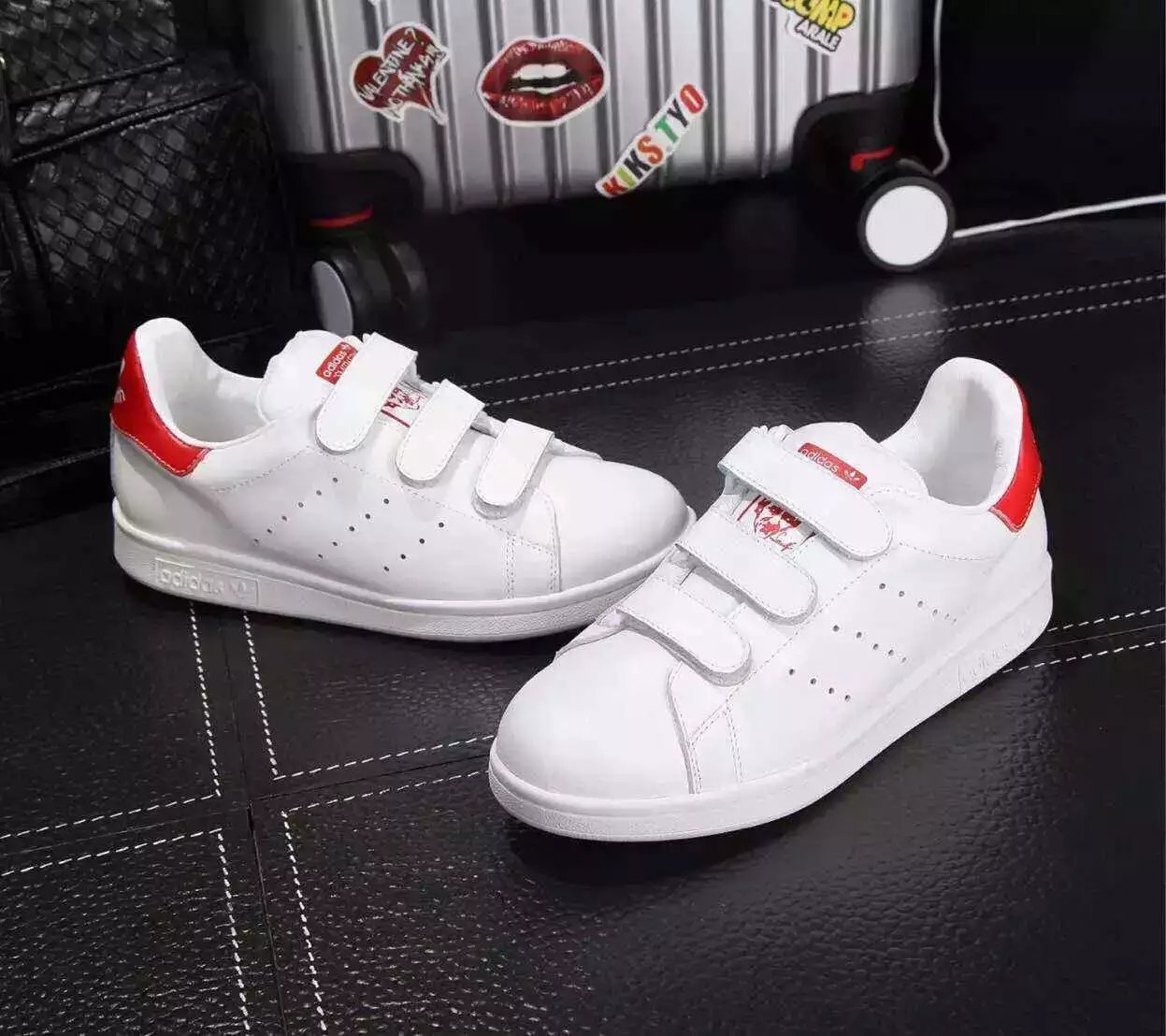 AD 三葉草 黑尾 綠尾 紅尾 牛皮 羊皮內裡  34---