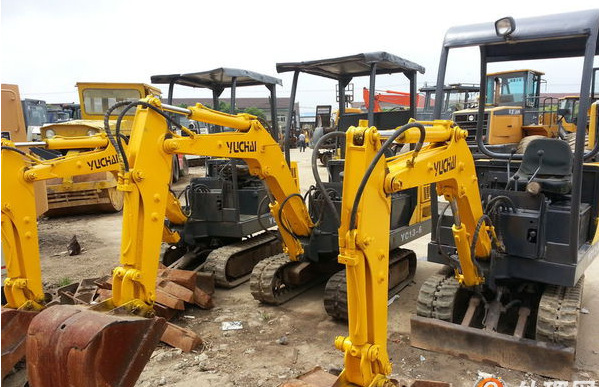 Comercio exterior exportación Kubota 15 20 pequeña excavadora Yuchai 13 máquina de compra